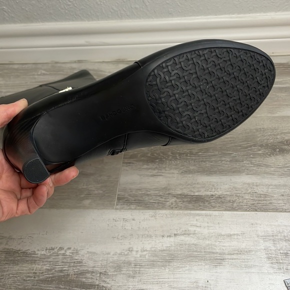 Bandolino Black Heeled Boots - Picture 5 of 8